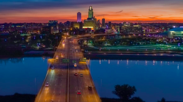Omaha Nebraska airports and charter routes